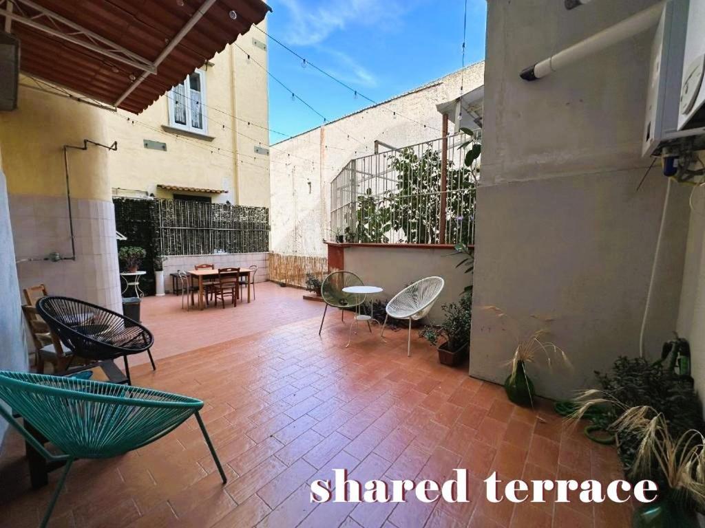 Le Camere Del Nonno Luigi Naples Exterior photo